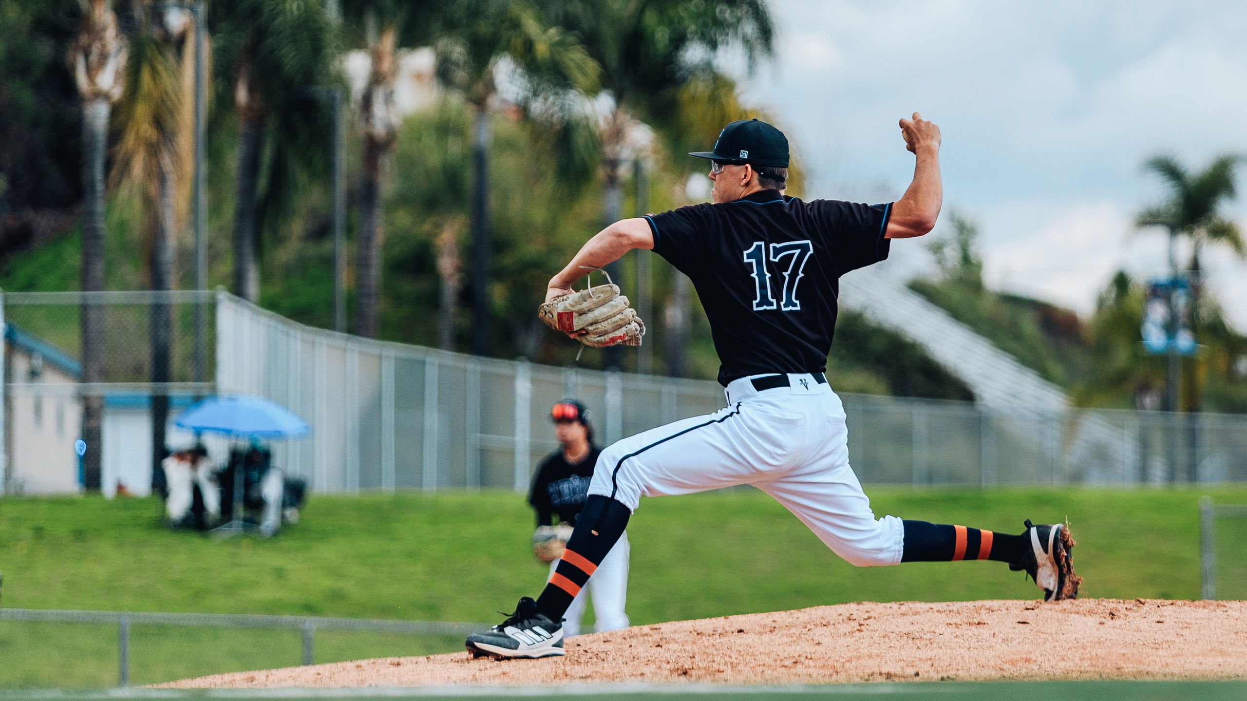 Owls Fall to Mt. Sac