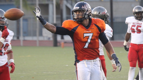 Sophomore wideout Brayton Newton had seven catches for 67 yards and a score in Citrus' loss to Canyons. Photo By: Marisa Dyson