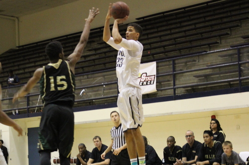Freshman Ryan Wiley had 13 points, six rebounds, four assists, and two blocks in Citrus' loss at Canyons. Photo By: Alyssa Vaniman