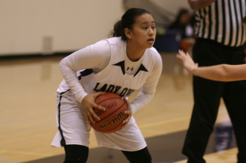 Jessica Samson played for the Fighting Owls during the 2013-14 season.