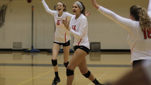 Sophomore Lauren Valenciana.